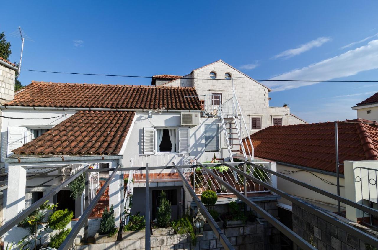 White Wave Guest House Дубровник Экстерьер фото