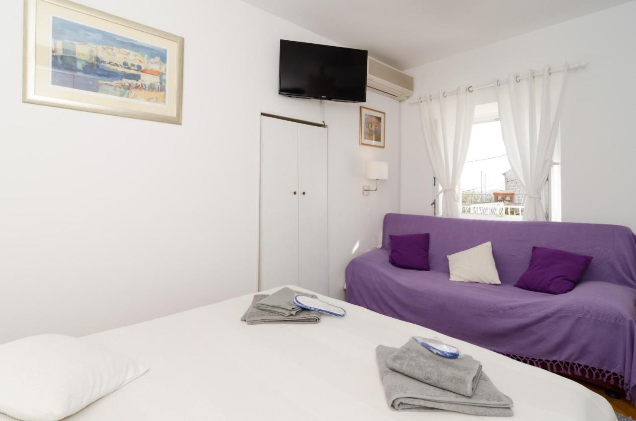 White Wave Guest House Дубровник Экстерьер фото