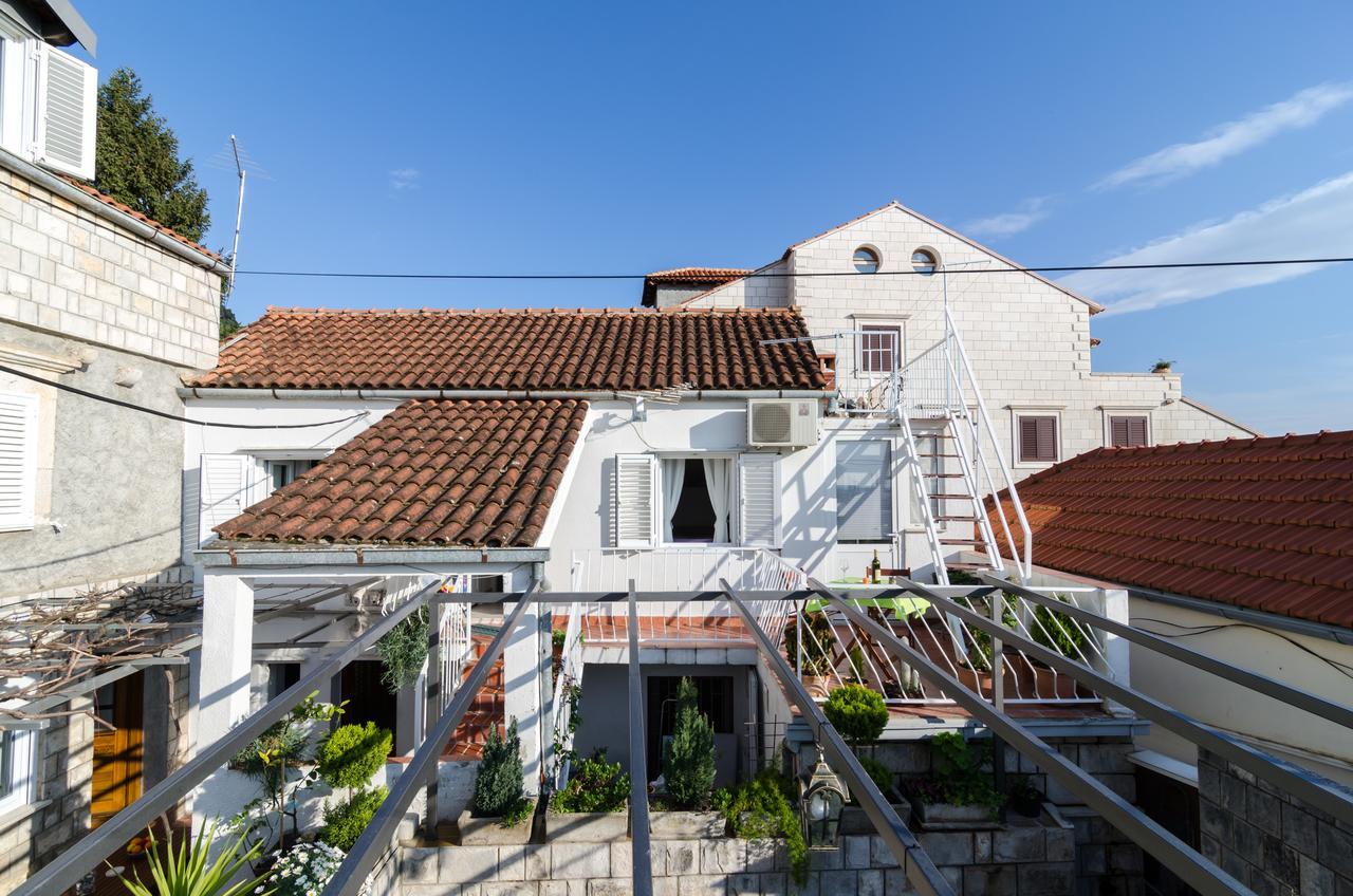 White Wave Guest House Дубровник Экстерьер фото